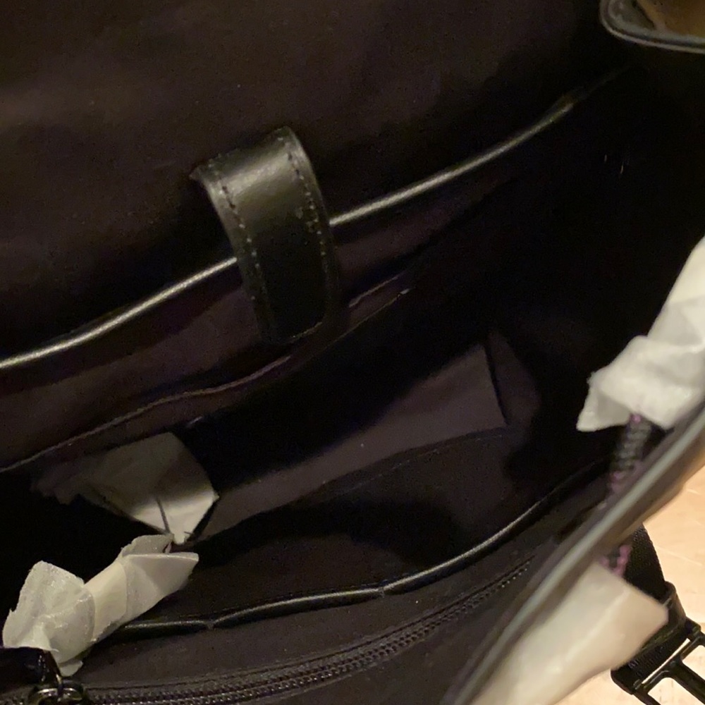 Backpack - Picture 8 of 10